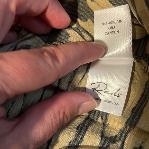 Nordstrom Rails Ora 3/4 Flutter Sleeve Drawstring Waist Animal Print Dress - Picture 10 of 12